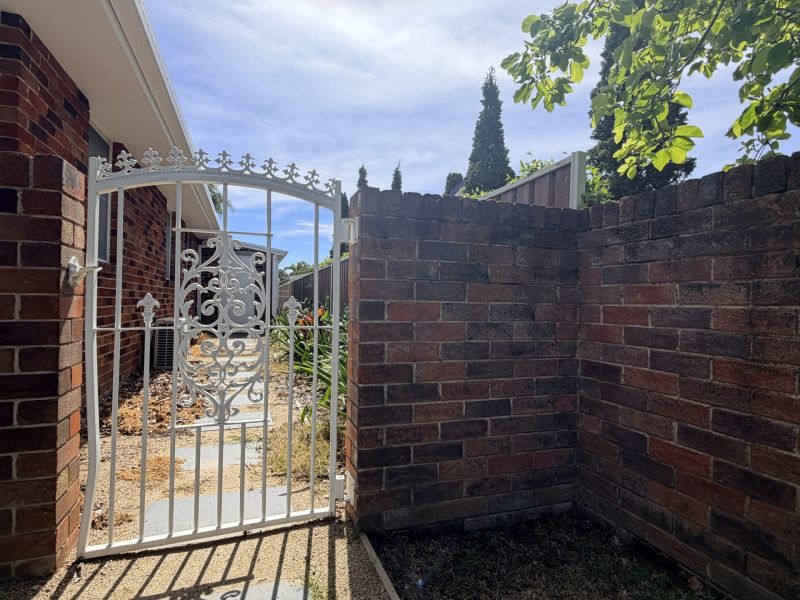 B/11 Cavalier Parade, BOMADERRY, NSW 2541 AUS