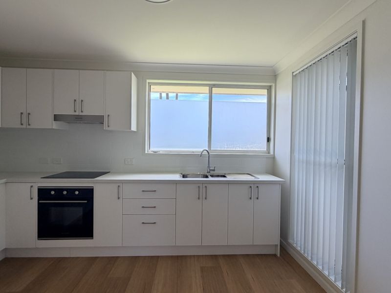 B/11 Cavalier Parade, BOMADERRY, NSW 2541 AUS